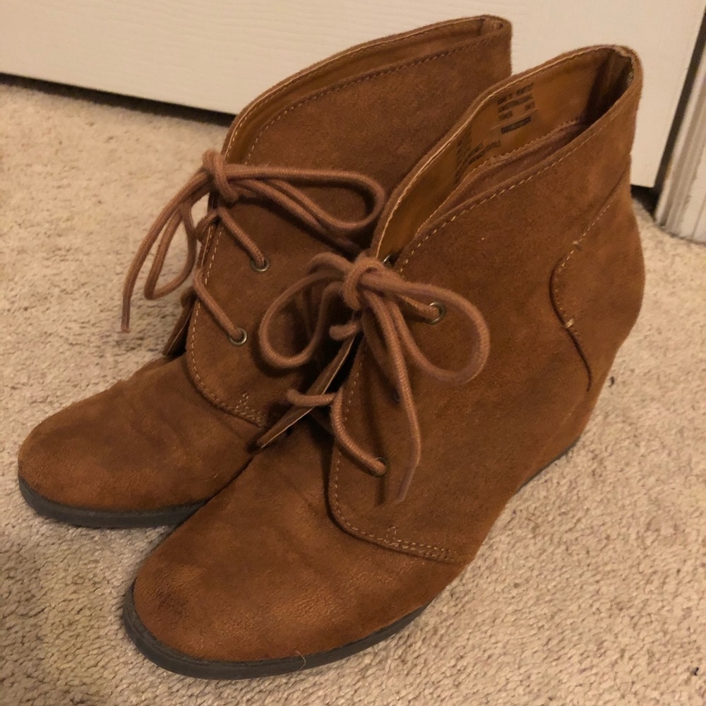 Brown ankle boots